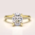 verlobungsring-halo-aria-moissanit-2ct-ovalschlif-gelbgold-hariets.jpg