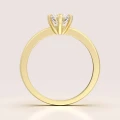verlobungsring-solitaire-antica-moissanit-0-5ct-brillantschliff-frontansicht-gelbgold-hariets.jpg