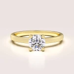 Verlobungsring in 24h mit Moissanit – Solitaire: Flare aus 14k Gold
