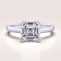 verlobungsring-solitaire-dazzle-moissanit-1ct-asscherschliff-weissgold-hariets.jpg