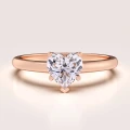 verlobungsring-solitaire-herz-moissanit-1ct-herzschliff-roségold-hariets.jpg