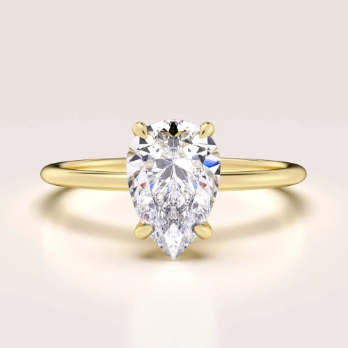 verlobungsring-solitaire-lumiere-moissanit-1-5ct-birnschliff-gelbgold-hariets.jpg