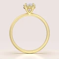 verlobungsring-solitaire-lumiere-moissanit-1-5ct-birnschliff-front-gelbgold-hariets.jpg