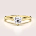 verlobungsring-solitaire-aura-moissanit-0-5ct-brillantschliff-gelbgold-hariets.jpg